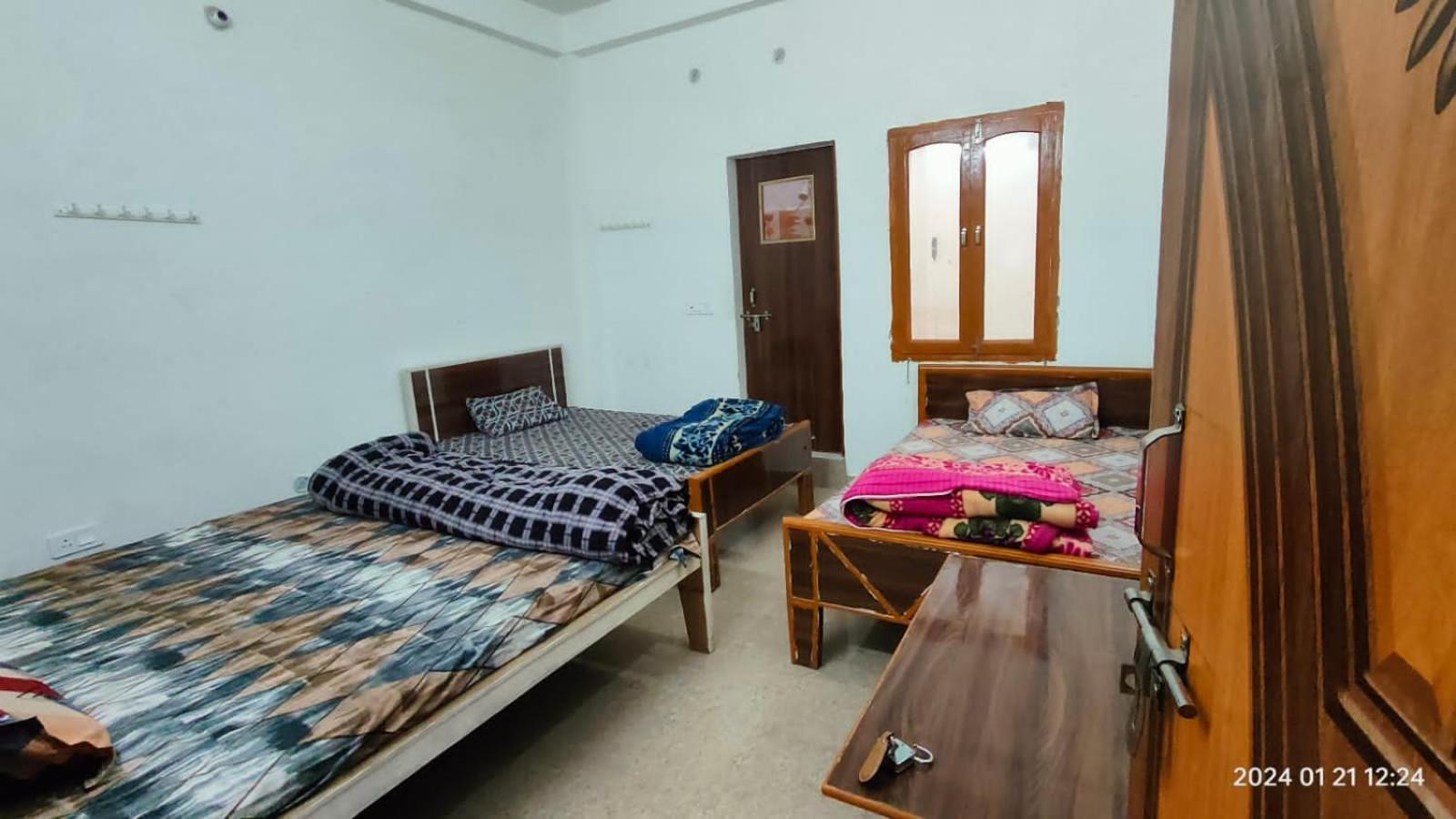 Appartement Gopal Sadan-2 à Vrindāvan Extérieur photo